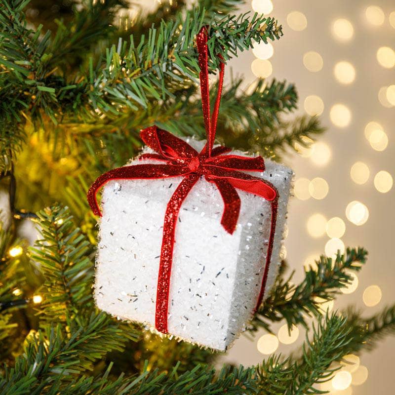 57323 - TINSEL GIFT 8cm WHITE