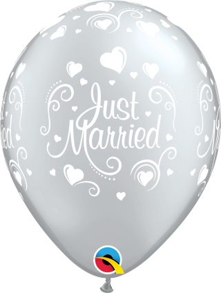 11″ ROUND 6CT RETAIL PKG - JUST MARRIED HEARTS